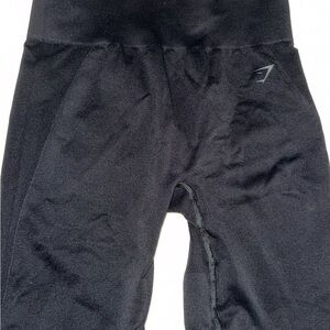 Gymshark black short